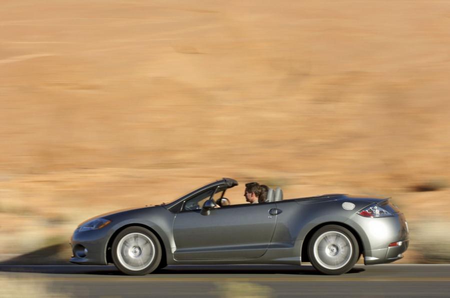  Mitsubishi Eclipse 2009 года  (фото 111 из 205)